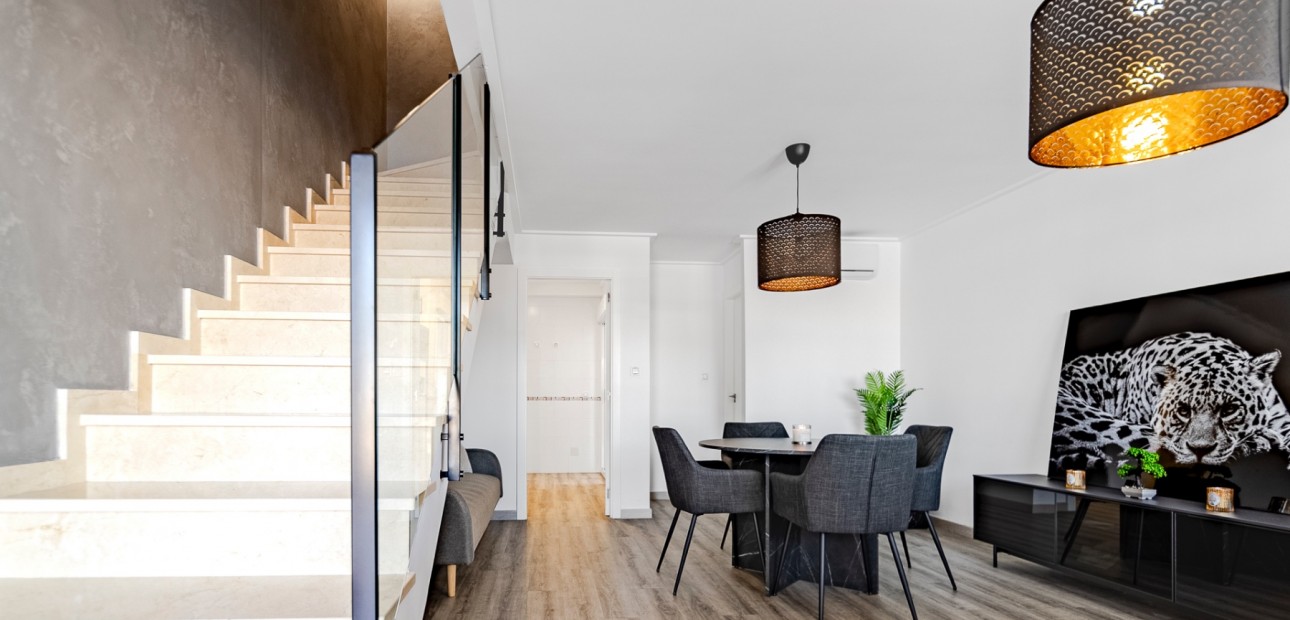 Venta - Adosado -
Torrevieja - Los Balcones