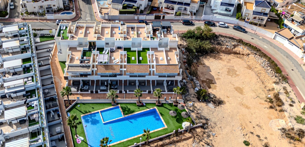 Venta - Adosado -
Torrevieja - Los Balcones