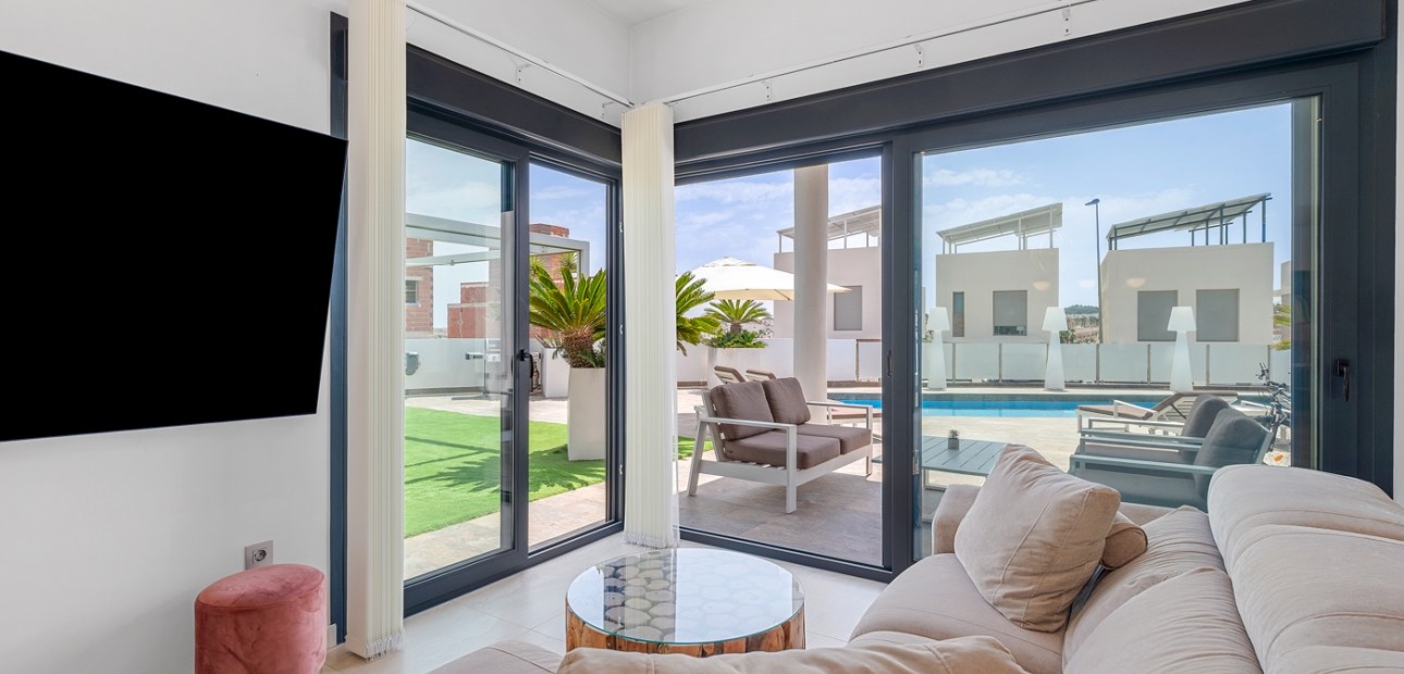 Venta - Detached Villa -
Orihuela Costa - Villamartin