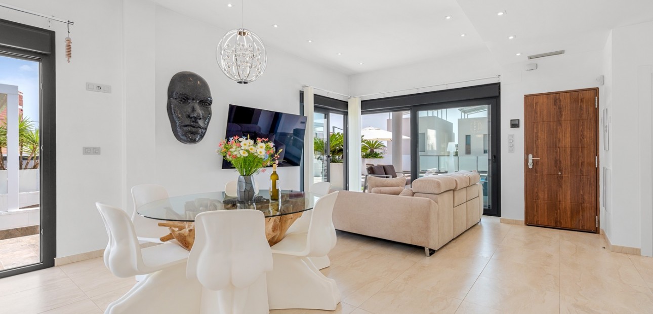 Venta - Detached Villa -
Orihuela Costa - Villamartin