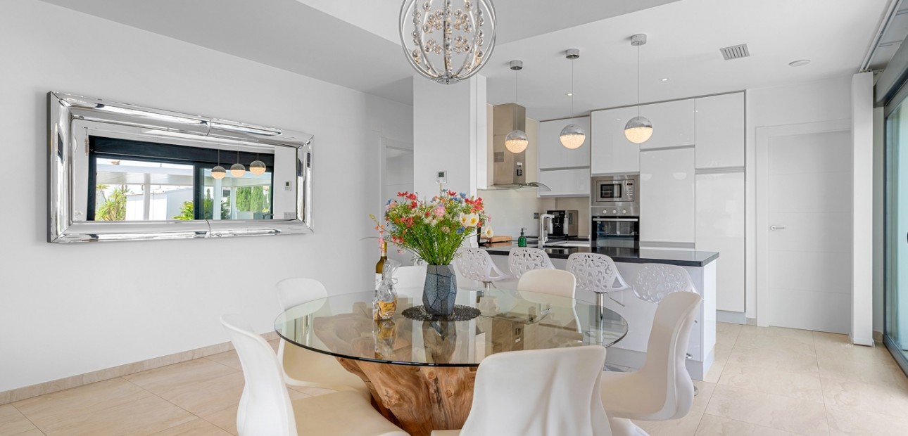 Venta - Detached Villa -
Orihuela Costa - Villamartin