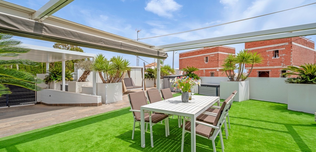 Venta - Detached Villa -
Orihuela Costa - Villamartin