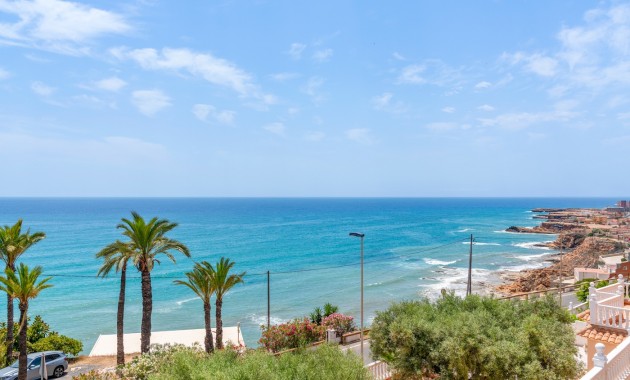 Herverkoop - Detached Villa -
Torrevieja