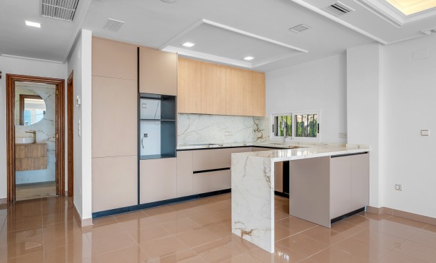 Herverkoop - Detached Villa -
Torrevieja