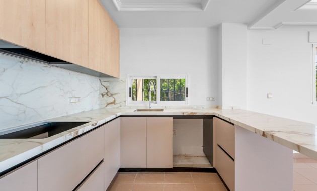 Herverkoop - Detached Villa -
Torrevieja