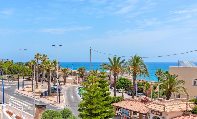 Herverkoop - Detached Villa -
Torrevieja