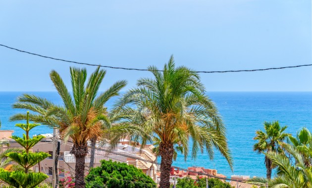 Herverkoop - Detached Villa -
Torrevieja