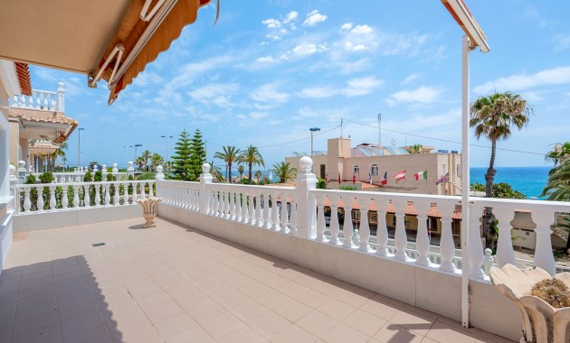 Herverkoop - Detached Villa -
Torrevieja