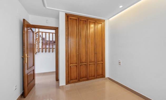 Herverkoop - Detached Villa -
Torrevieja