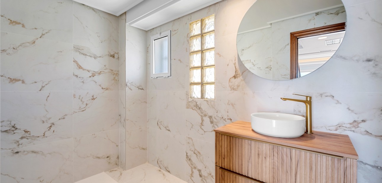 Herverkoop - Detached Villa -
Torrevieja