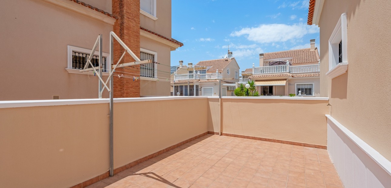 Herverkoop - Detached Villa -
Torrevieja