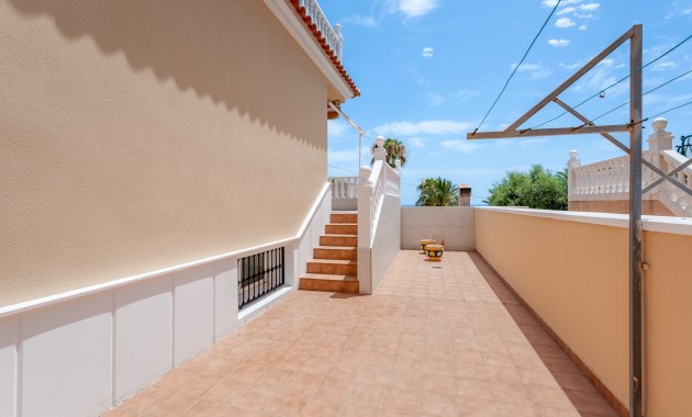 Herverkoop - Detached Villa -
Torrevieja