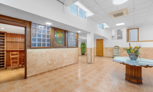 Herverkoop - Detached Villa -
Torrevieja