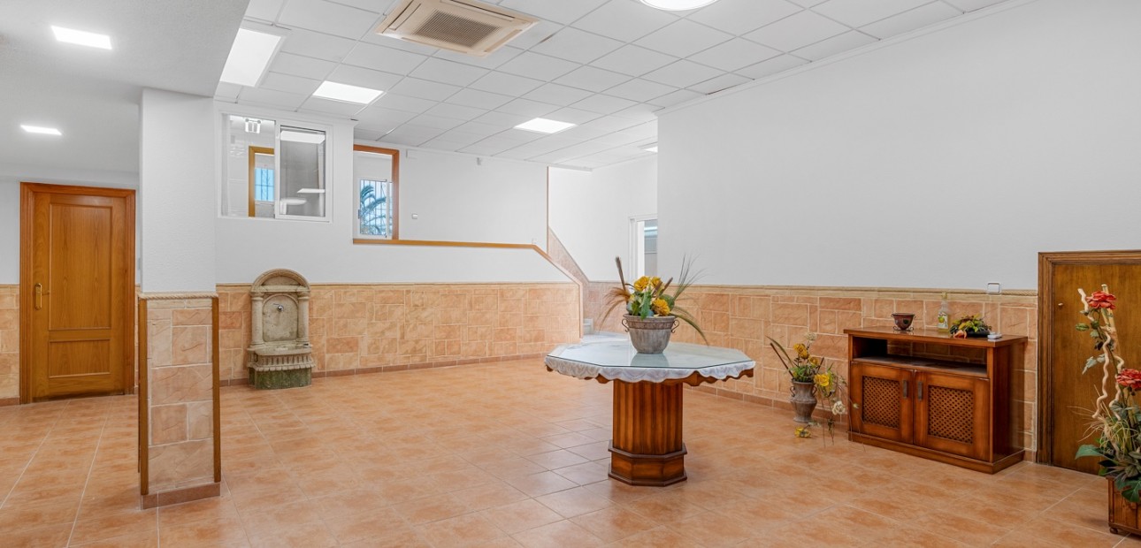 Herverkoop - Detached Villa -
Torrevieja