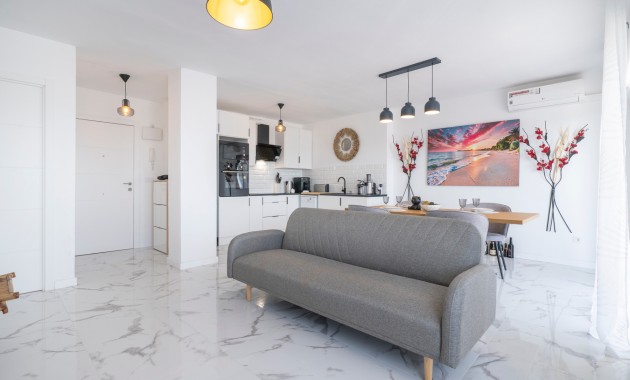 Venta - Apartamento / piso -
Orihuela Costa - Punta Prima