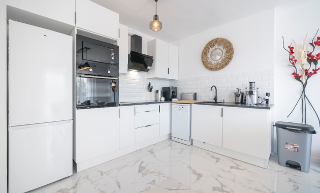 Venta - Apartamento / piso -
Orihuela Costa - Punta Prima