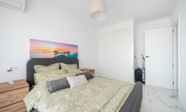 Venta - Apartamento / piso -
Orihuela Costa - Punta Prima