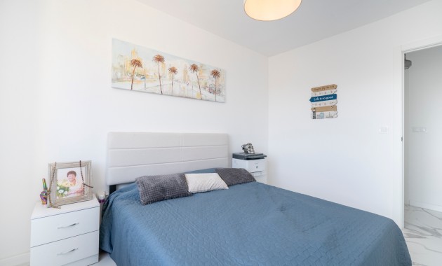 Venta - Apartamento / piso -
Orihuela Costa - Punta Prima