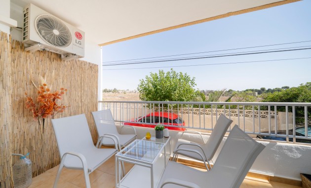 Venta - Apartamento / piso -
Orihuela Costa - Punta Prima