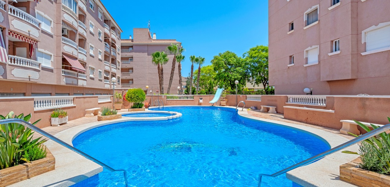 Venta - Apartamento / piso -
Santa Pola - Santa Pola - Town