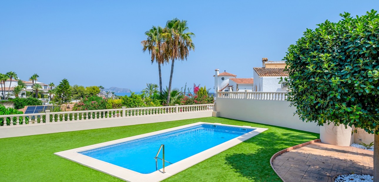 Sale - Detached Villa -
Benissa