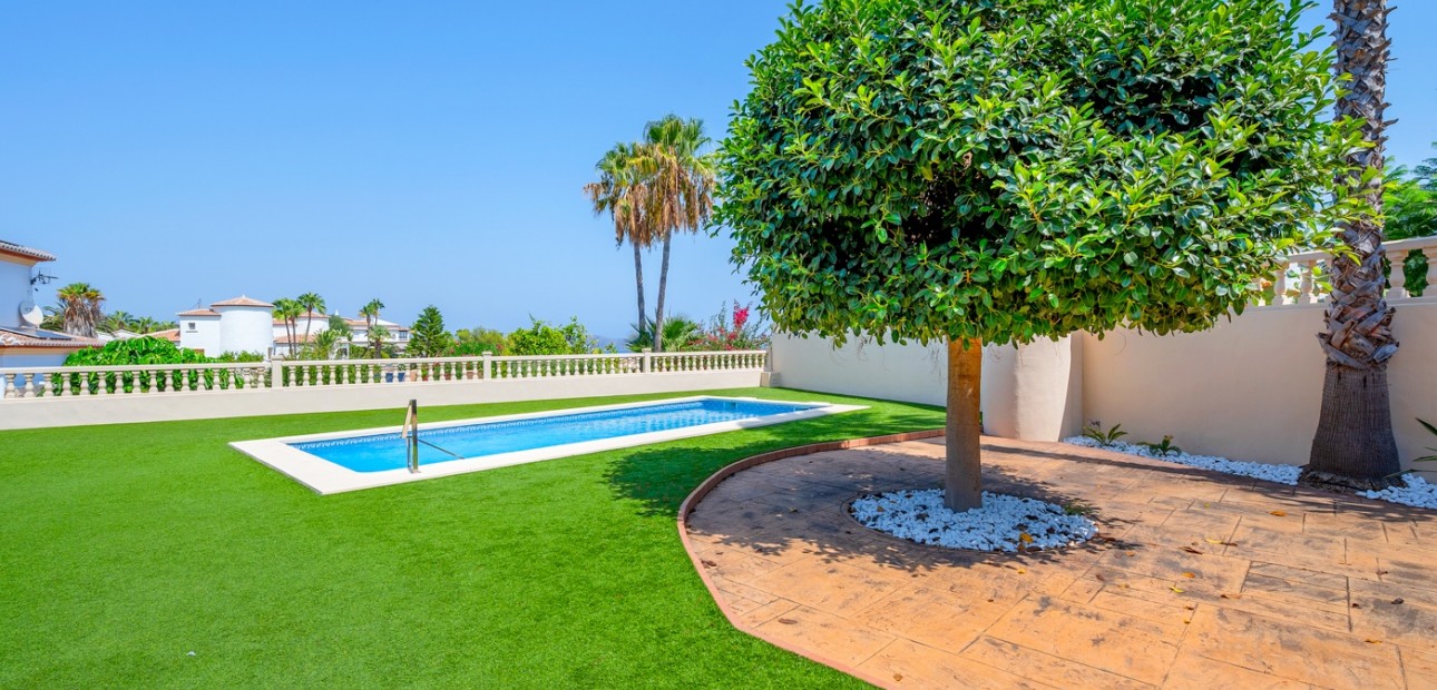 Sale - Detached Villa -
Benissa