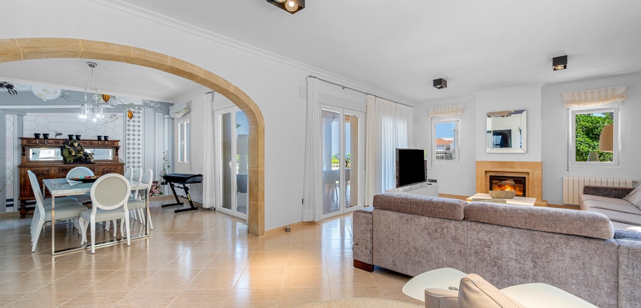 Sale - Detached Villa -
Benissa