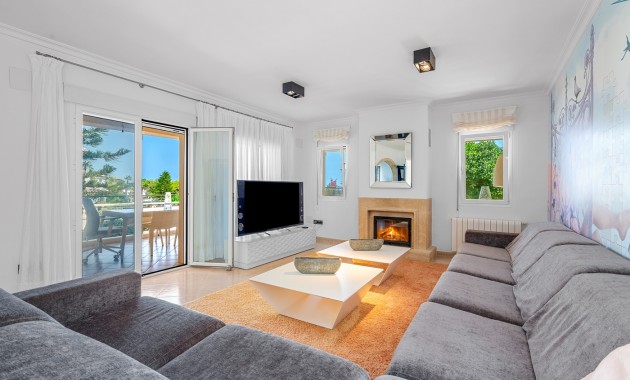 Sale - Detached Villa -
Benissa