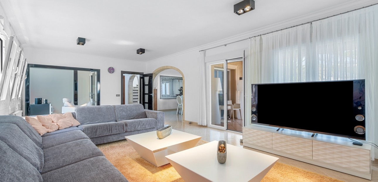 Sale - Detached Villa -
Benissa