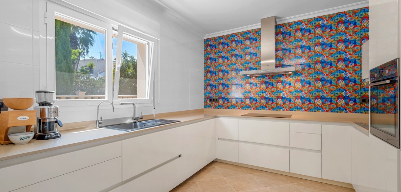 Sale - Detached Villa -
Benissa