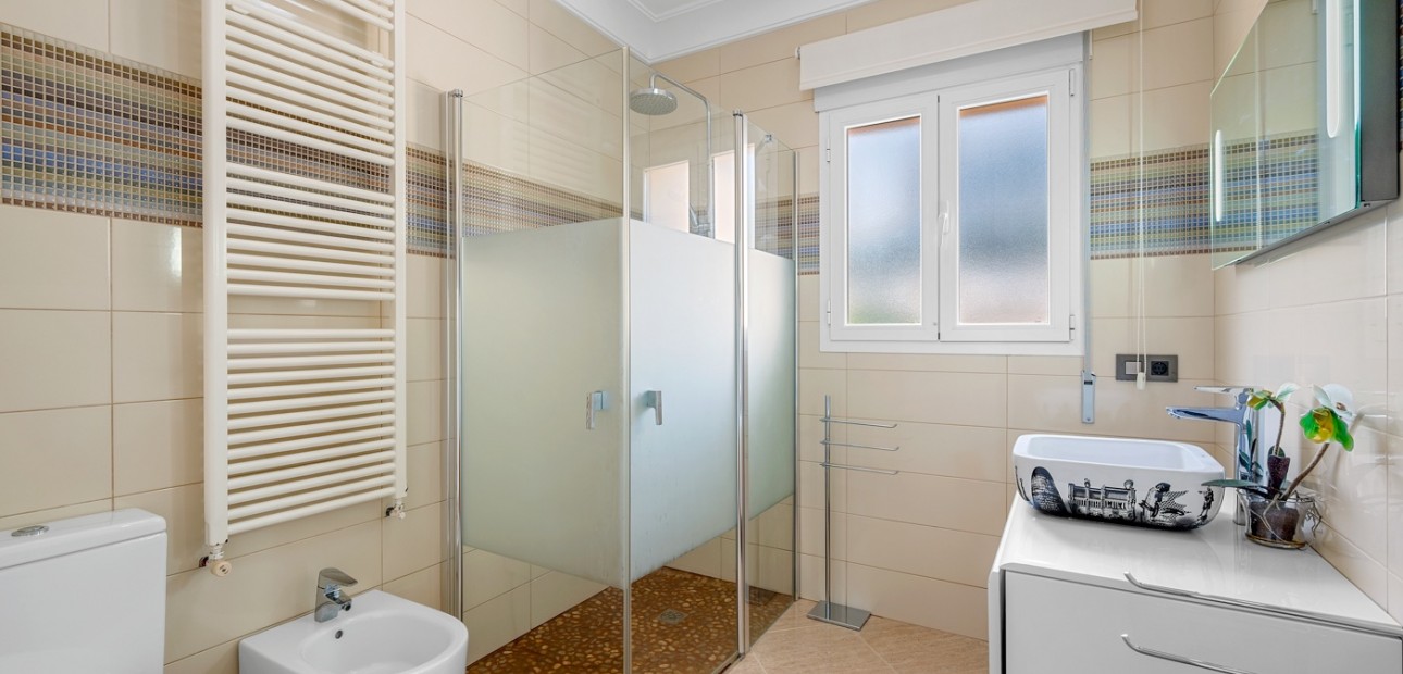 Sale - Detached Villa -
Benissa