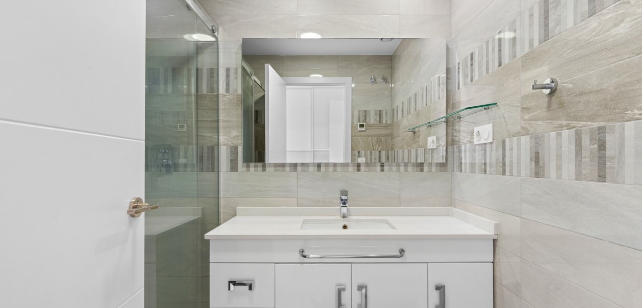 Venta - Apartamento / piso -
Orihuela Costa - Punta Prima