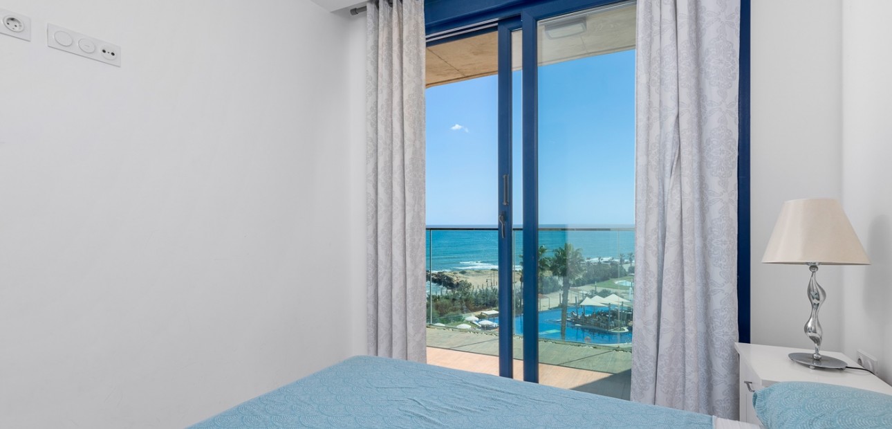 Venta - Apartamento / piso -
Orihuela Costa - Punta Prima