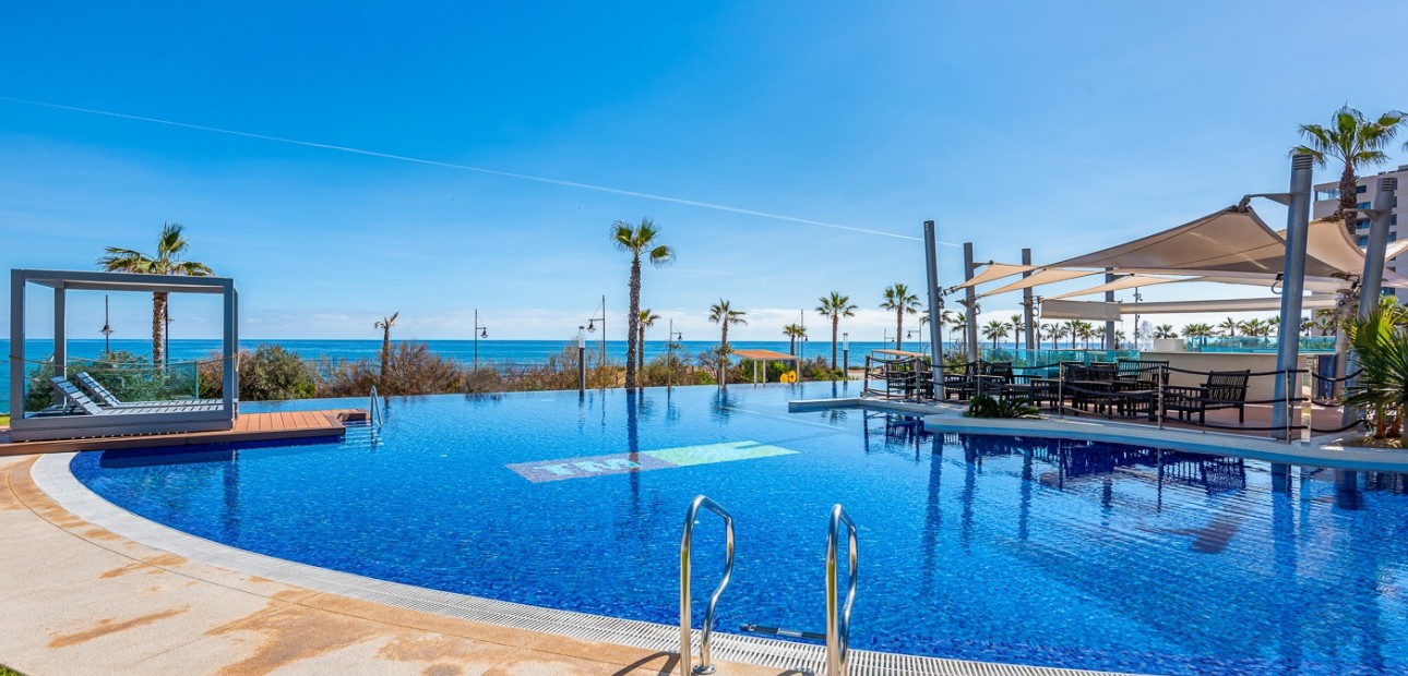 Venta - Apartamento / piso -
Orihuela Costa - Punta Prima