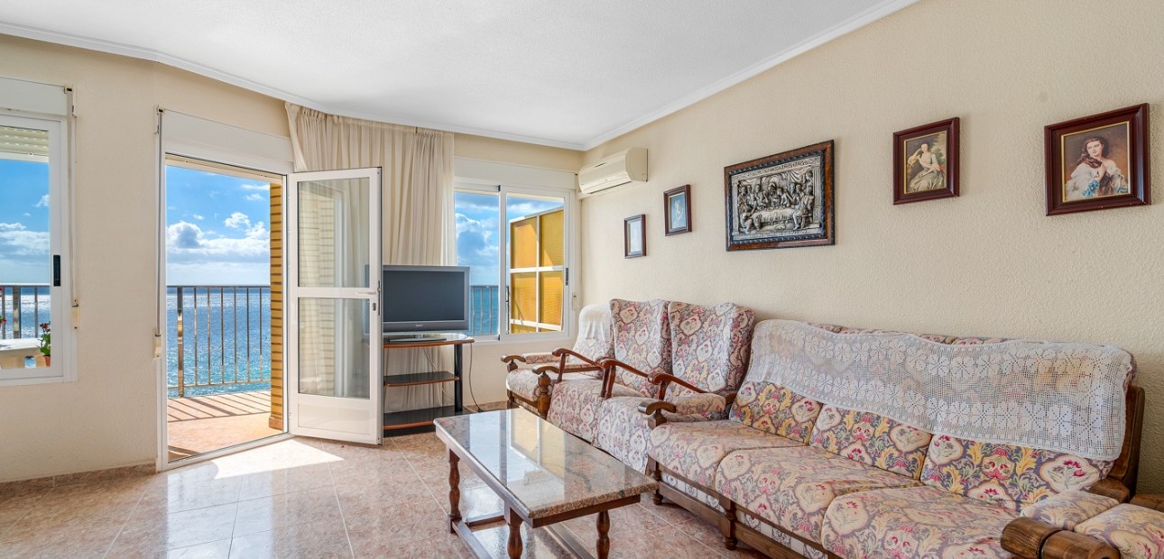 Herverkoop - Appartement / flat -
Torrevieja