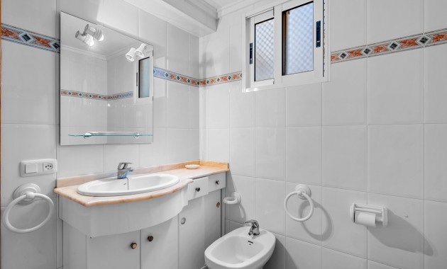 Herverkoop - Appartement / flat -
Torrevieja