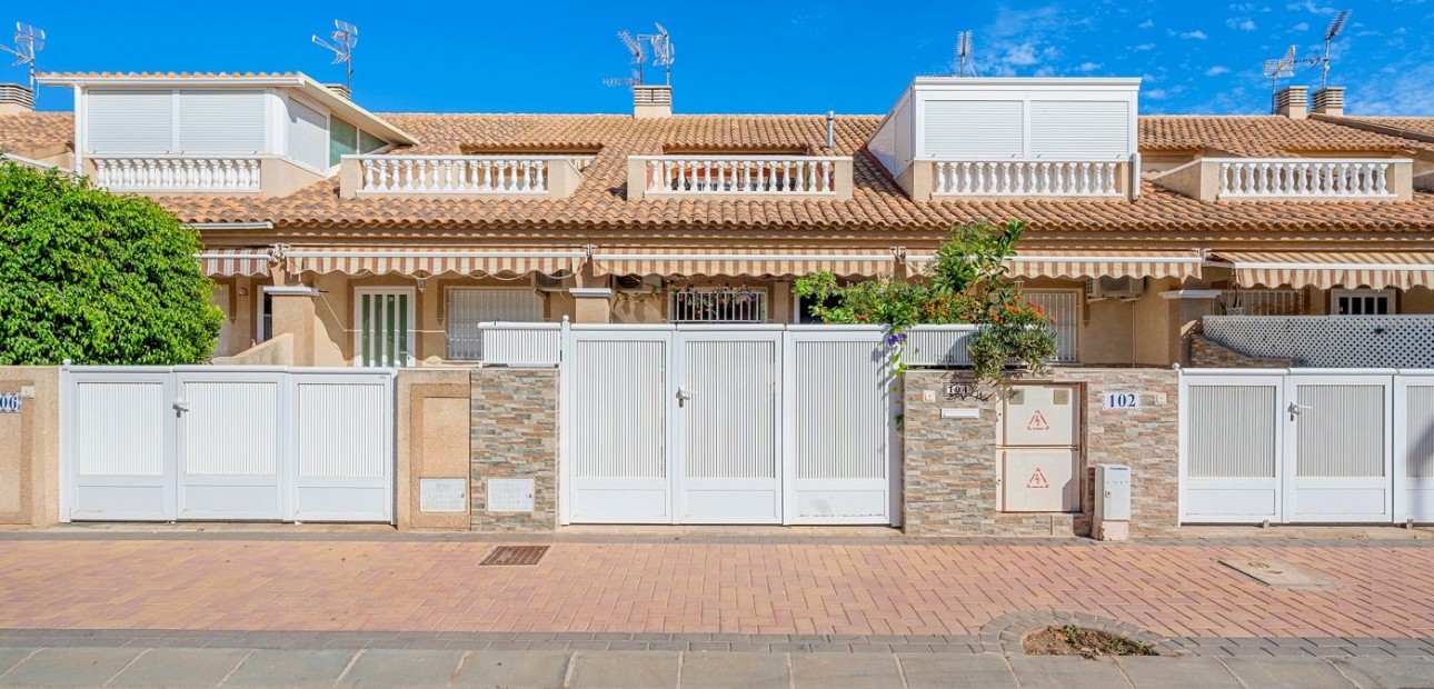 Venta - Adosado -
Los Alcázares - Los Alcazares - Town