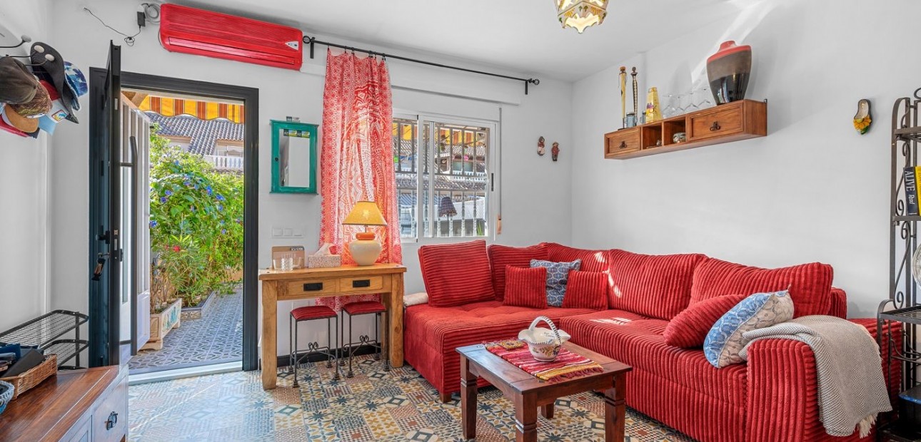 Venta - Adosado -
Los Alcázares - Los Alcazares - Town