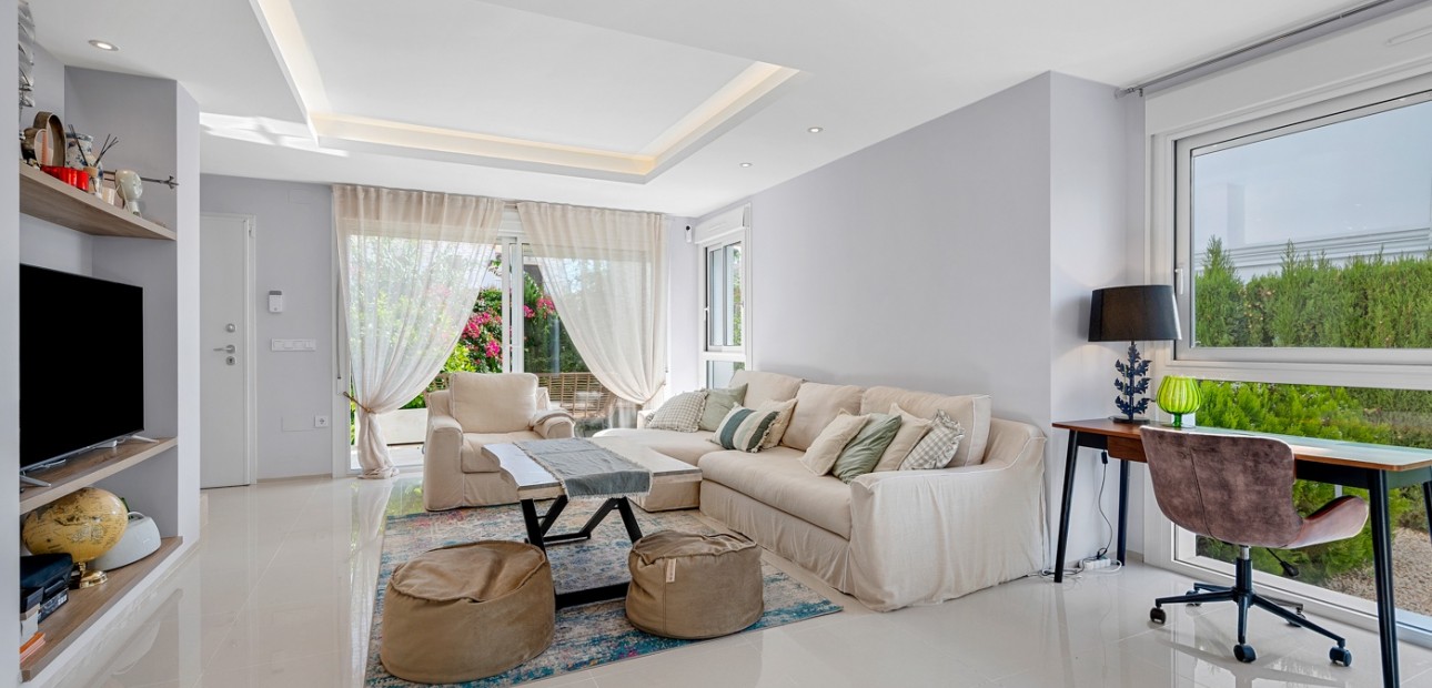 Venta - Semi Detached Villa -
Ciudad Quesada - Doña Pepa