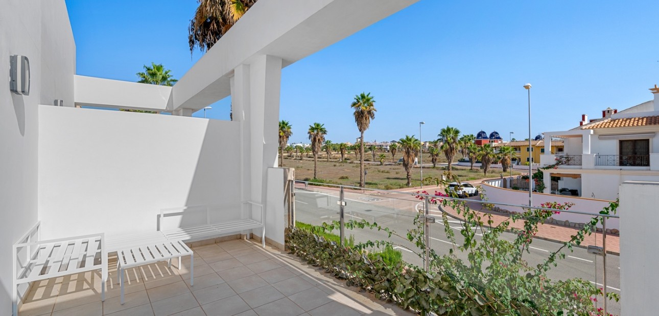 Venta - Semi Detached Villa -
Ciudad Quesada - Doña Pepa