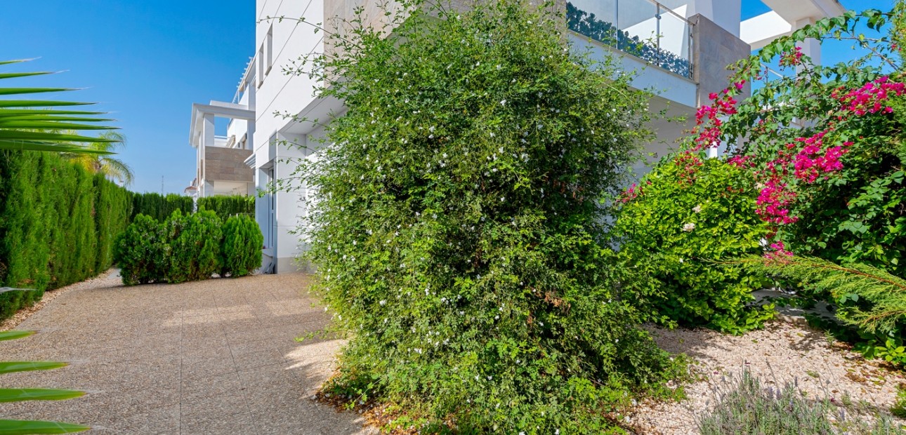 Venta - Semi Detached Villa -
Ciudad Quesada - Doña Pepa