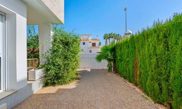 Venta - Semi Detached Villa -
Ciudad Quesada - Doña Pepa