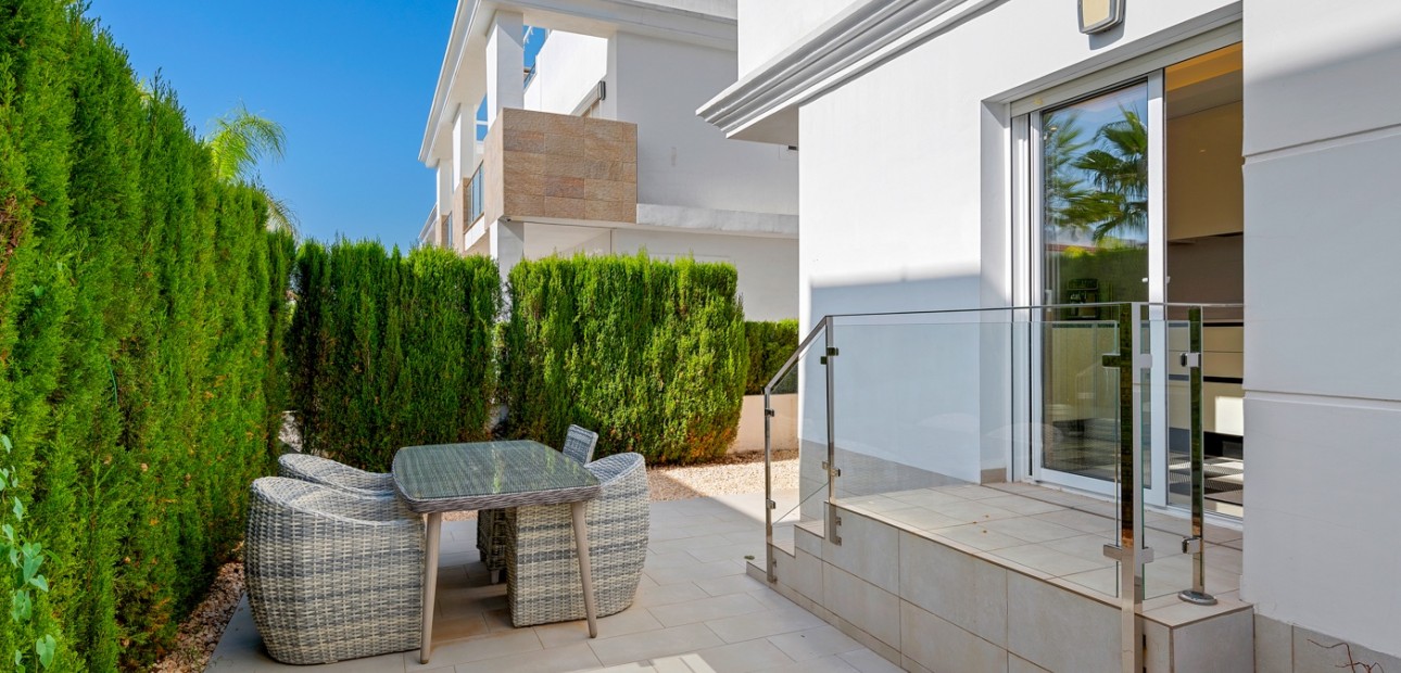 Venta - Semi Detached Villa -
Ciudad Quesada - Doña Pepa