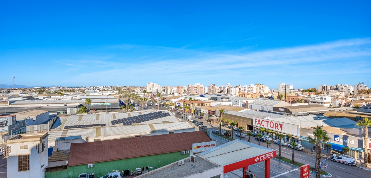 Venta - Apartamento / piso -
Torrevieja - Torrevieja - Centre