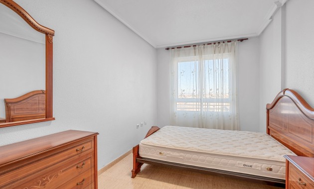Venta - Apartamento / piso -
Torrevieja - Torrevieja - Centre