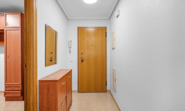 Venta - Apartamento / piso -
Torrevieja - Torrevieja - Centre