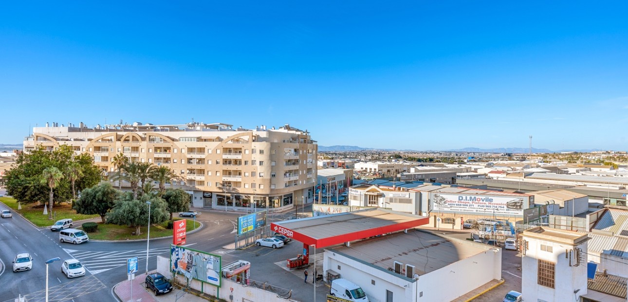 Venta - Apartamento / piso -
Torrevieja - Torrevieja - Centre