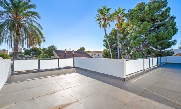 Venta - Detached Villa -
Campoamor