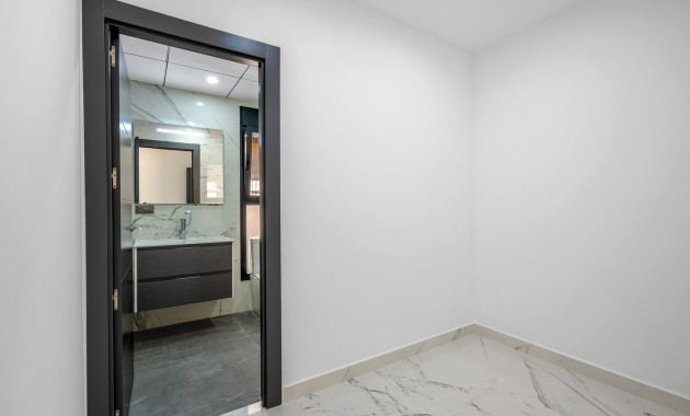 Venta - Detached Villa -
Campoamor