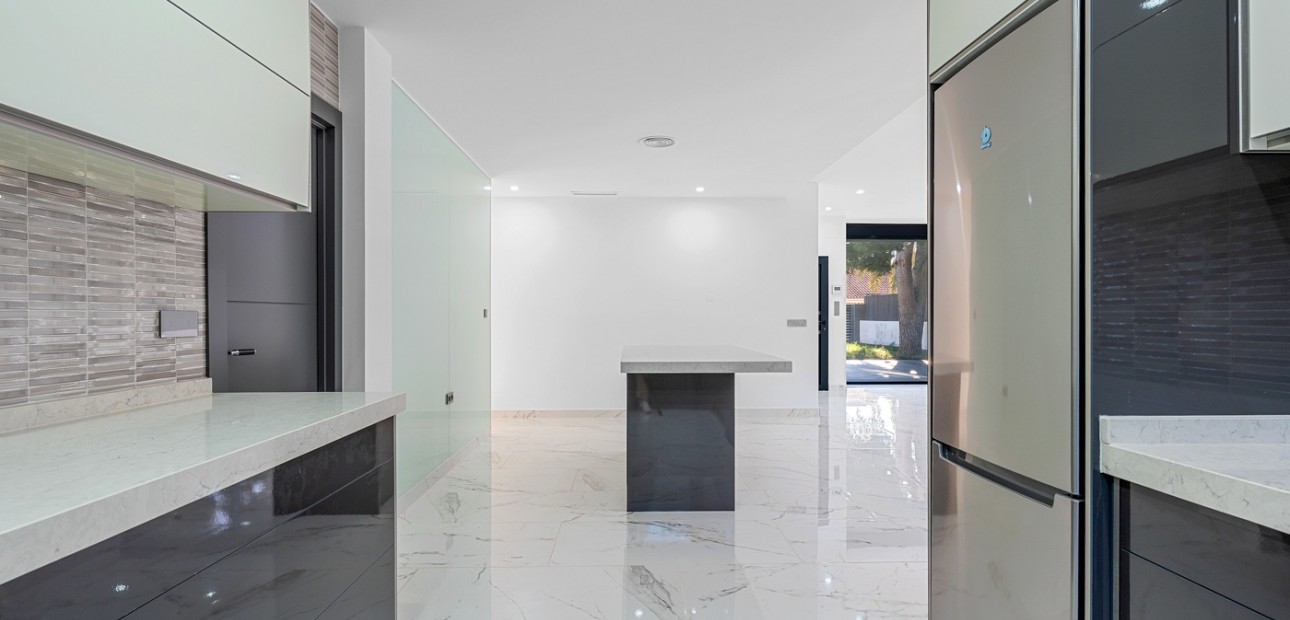 Venta - Detached Villa -
Campoamor